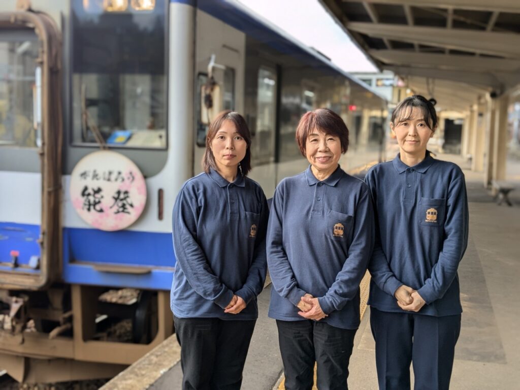 語り部列車