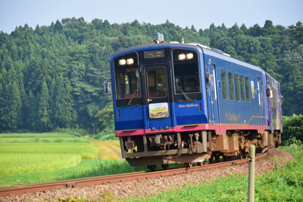 震災語り部観光列車