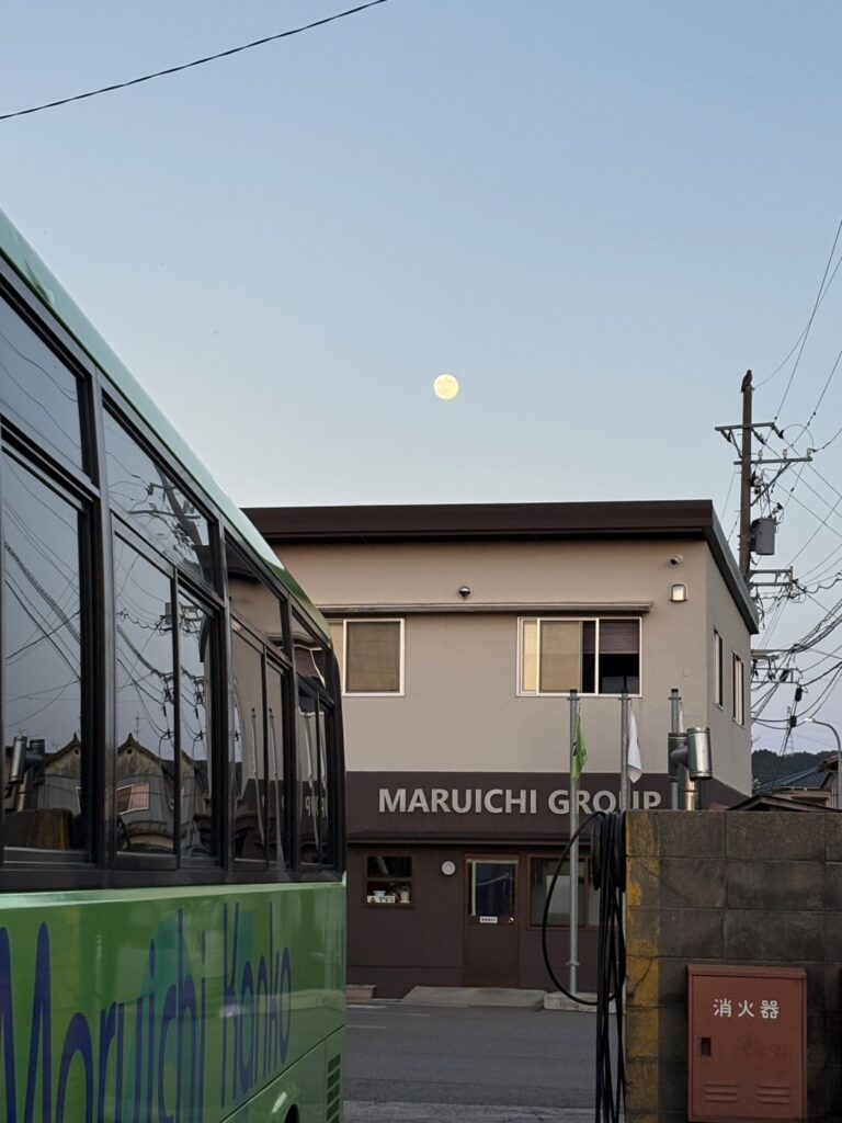 スーパームーン前夜