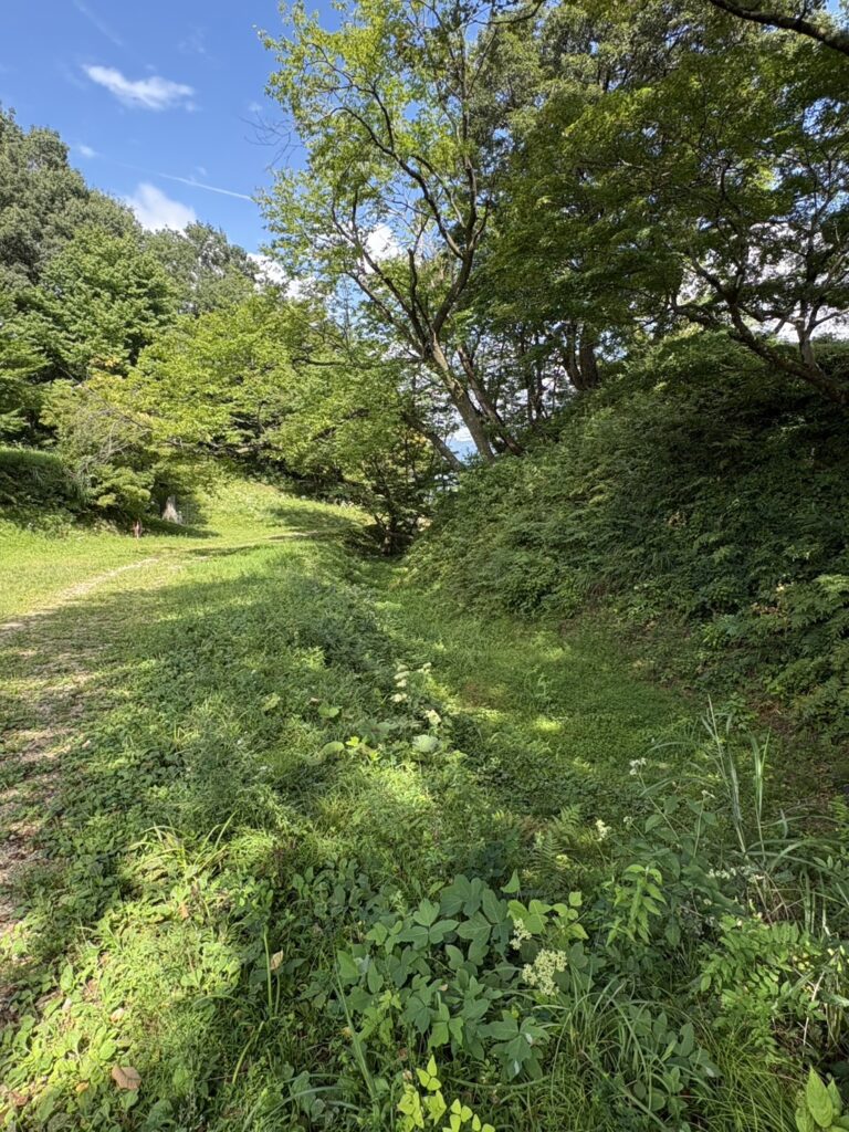 鳥越城跡